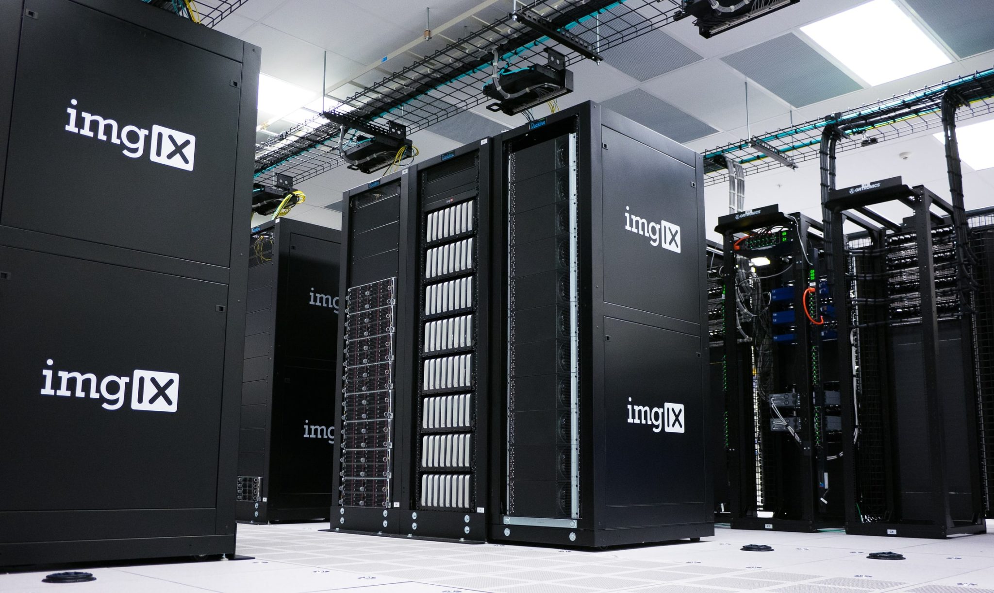 A commercial humidifier is necessary in a data center. Read on to learn about Smart Fog systems and how they help data warehouses.