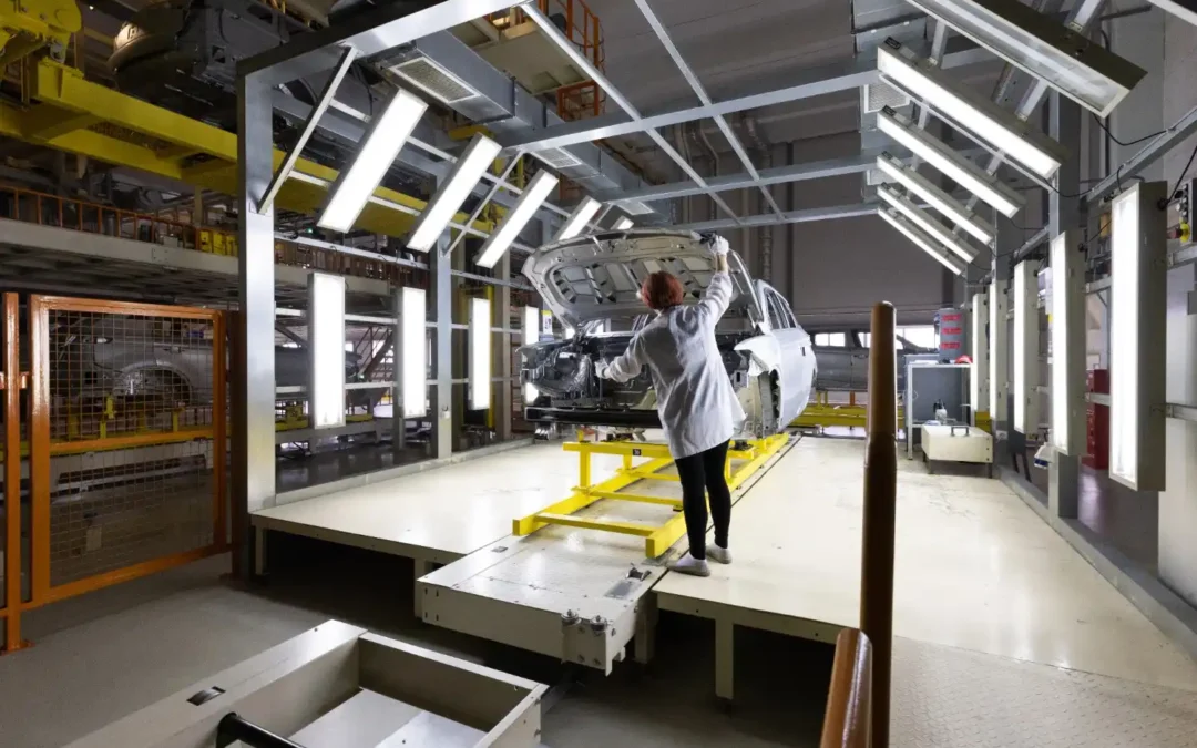 Reducing Static in Automotive Assembly Lines: Causes, Risks, and Effective Control Methods