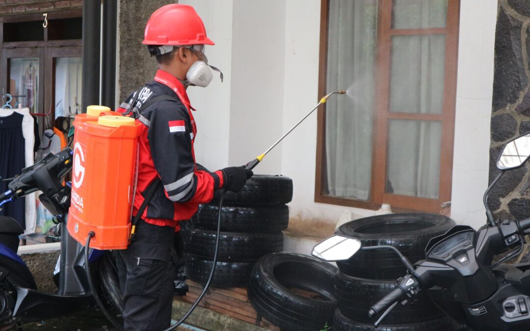 Electrostatic Sprayers: How They Work, Uses, and How They Compare to Fogging